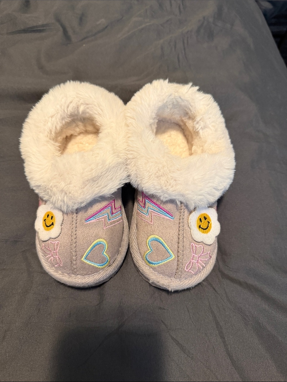 Kids Plush Lined Grey Mule Slippers with Smile Flower Accent